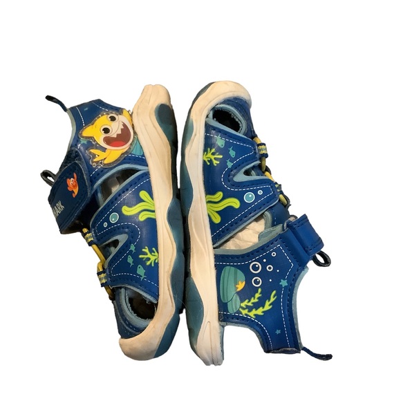 NICKELODEON Pinkfong Baby Shark Children’s Blue LIGHT UP Trekking Sandal-Size 7 - Picture 13 of 13